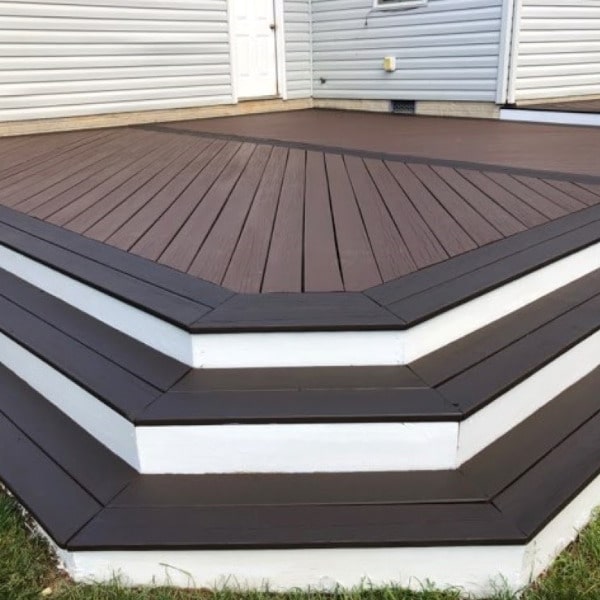 Deck washing and staingin